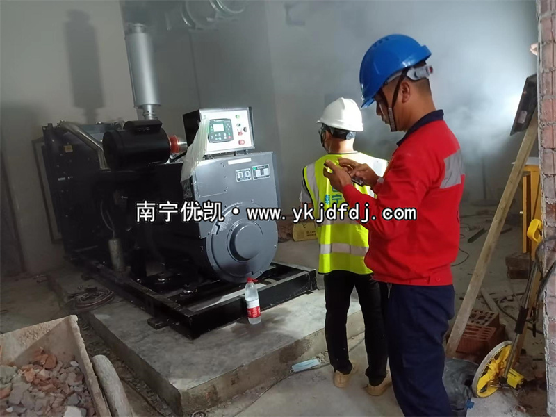 2022年6月15日，400KW上柴發(fā)電機(jī)組交付廣西賓陽(yáng)某工程隊(duì)使用