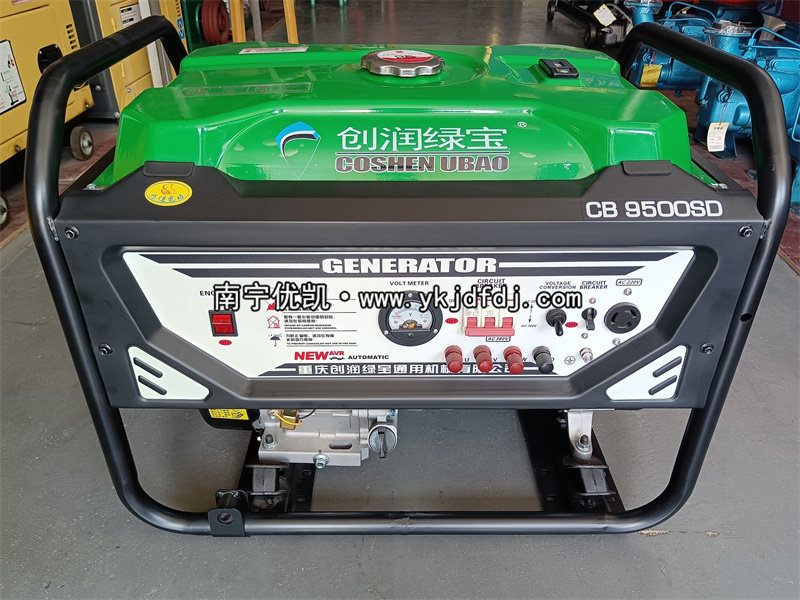 2022年10月14日，客戶到店自提8KW汽油發(fā)電機(jī)