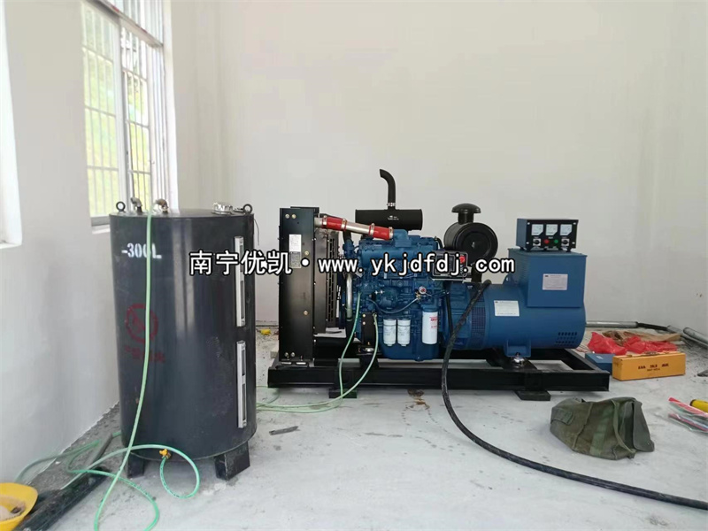 2023年5月22日，100kw玉柴發(fā)電機(jī)組來賓項目到貨安裝
